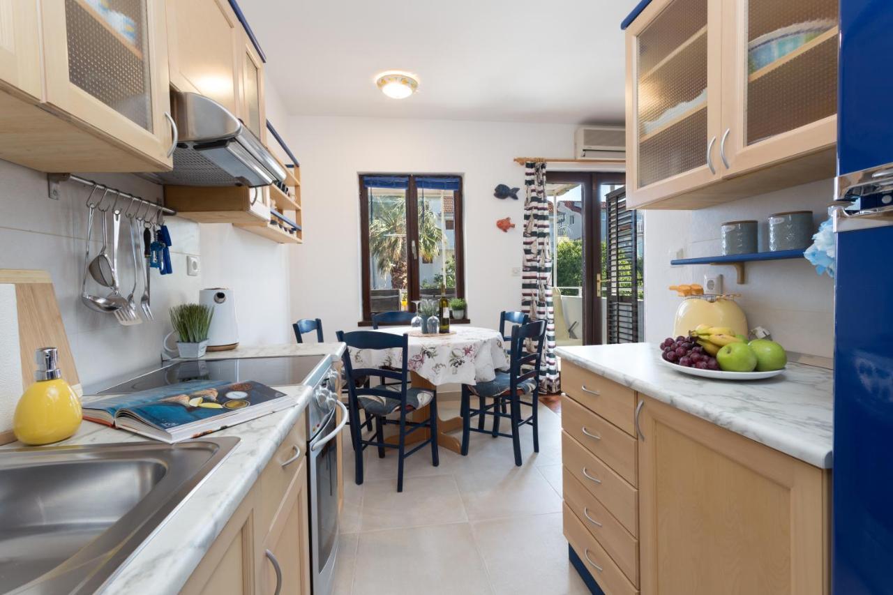 So Hvar So Good! Spacious With Terrace Apartment Hvar Town Bagian luar foto