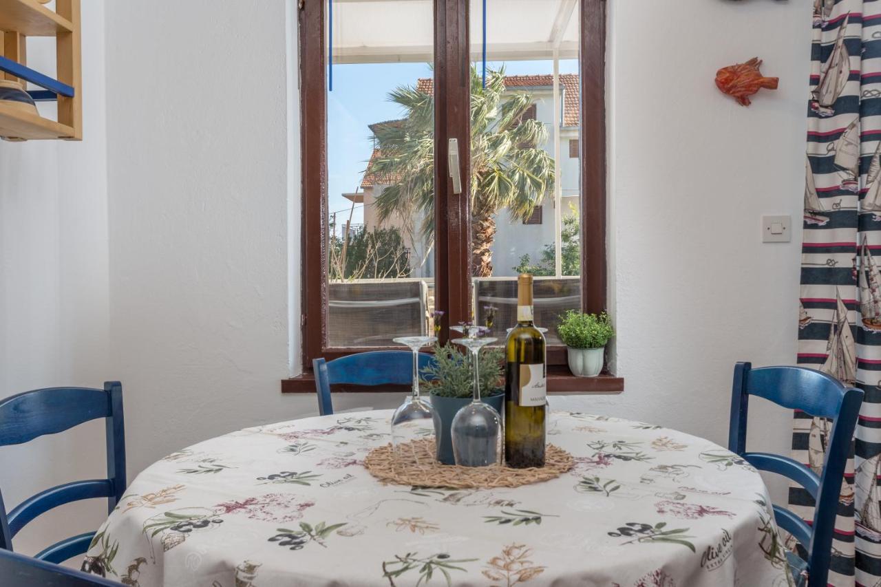 So Hvar So Good! Spacious With Terrace Apartment Hvar Town Bagian luar foto