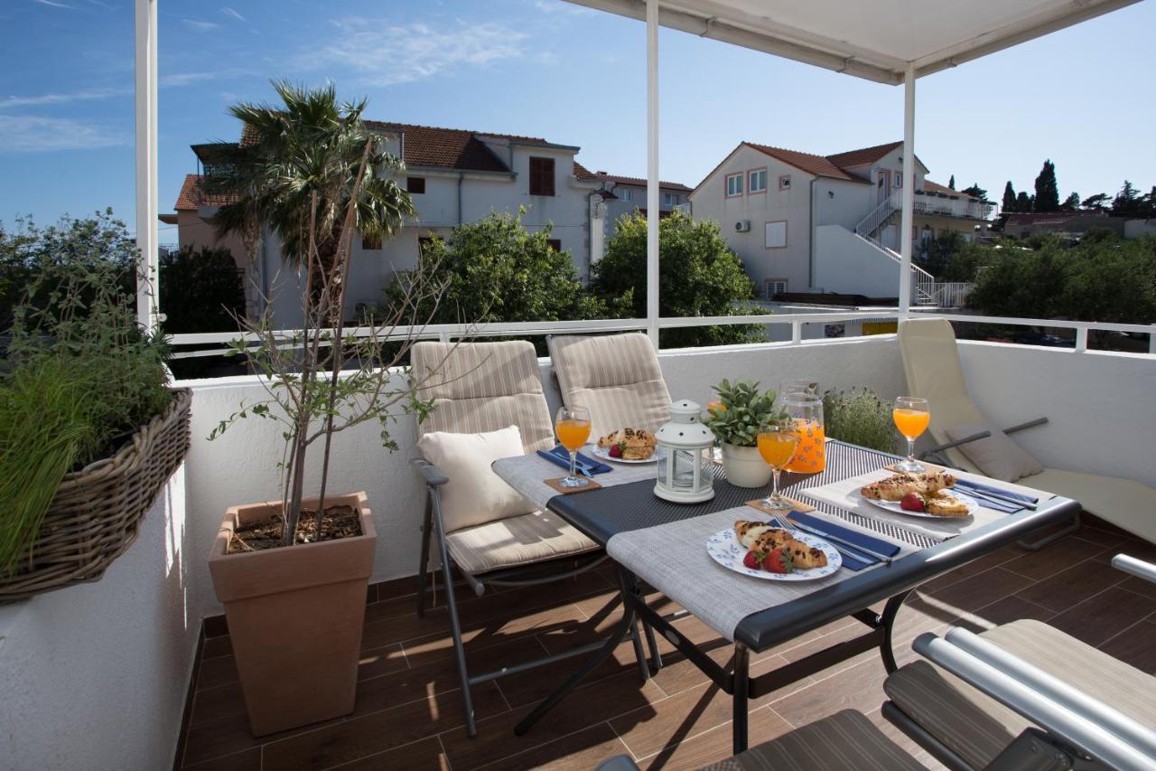 So Hvar So Good! Spacious With Terrace Apartment Hvar Town Bagian luar foto