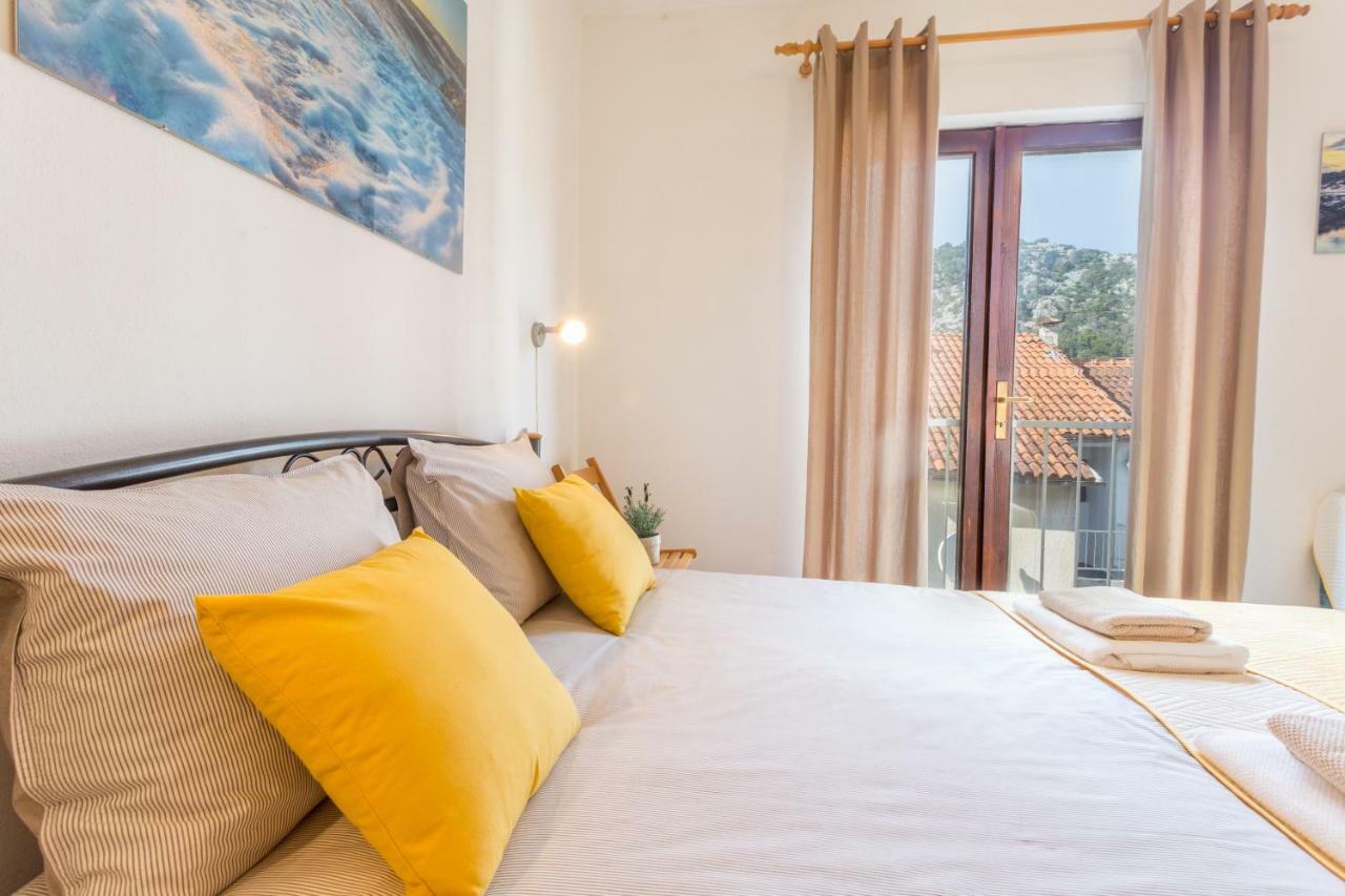 So Hvar So Good! Spacious With Terrace Apartment Hvar Town Bagian luar foto